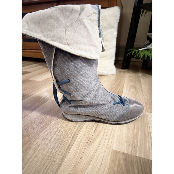 Handmade South African designed and constructed women boots - Picture 10 of 15